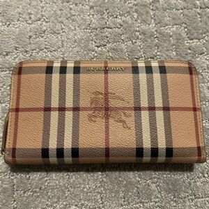 Burberry Beige and Black Checkered Wallet